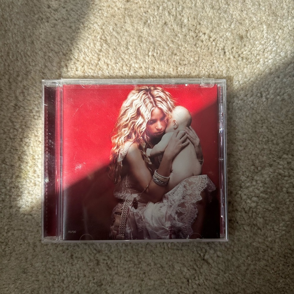 ⭐️4/$10 Shakira Fijación Oral Volumen 1 CD